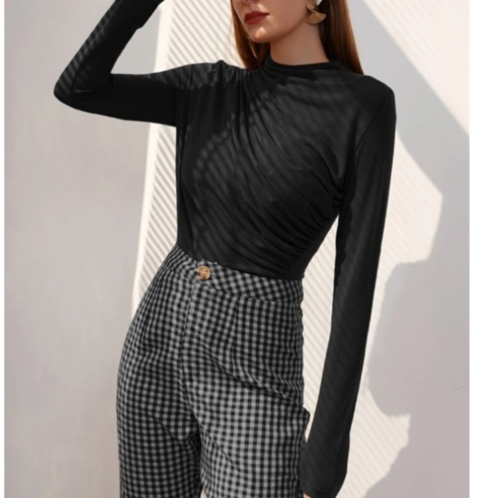 Black minimalist ruched - Picture 10 of 15
